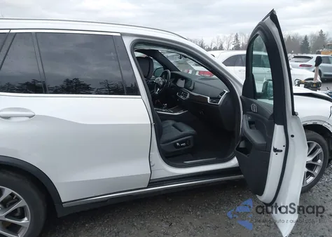 2022 BMW X5 xDrive40I z USA, uszkodzony, nr VIN 5UXCR6C09N9J92361